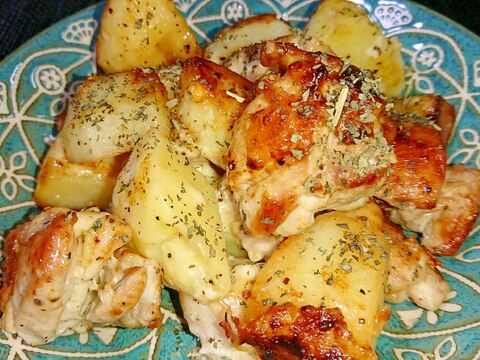 フライパンで簡単☆チキンとじゃがいものチーズ焼き